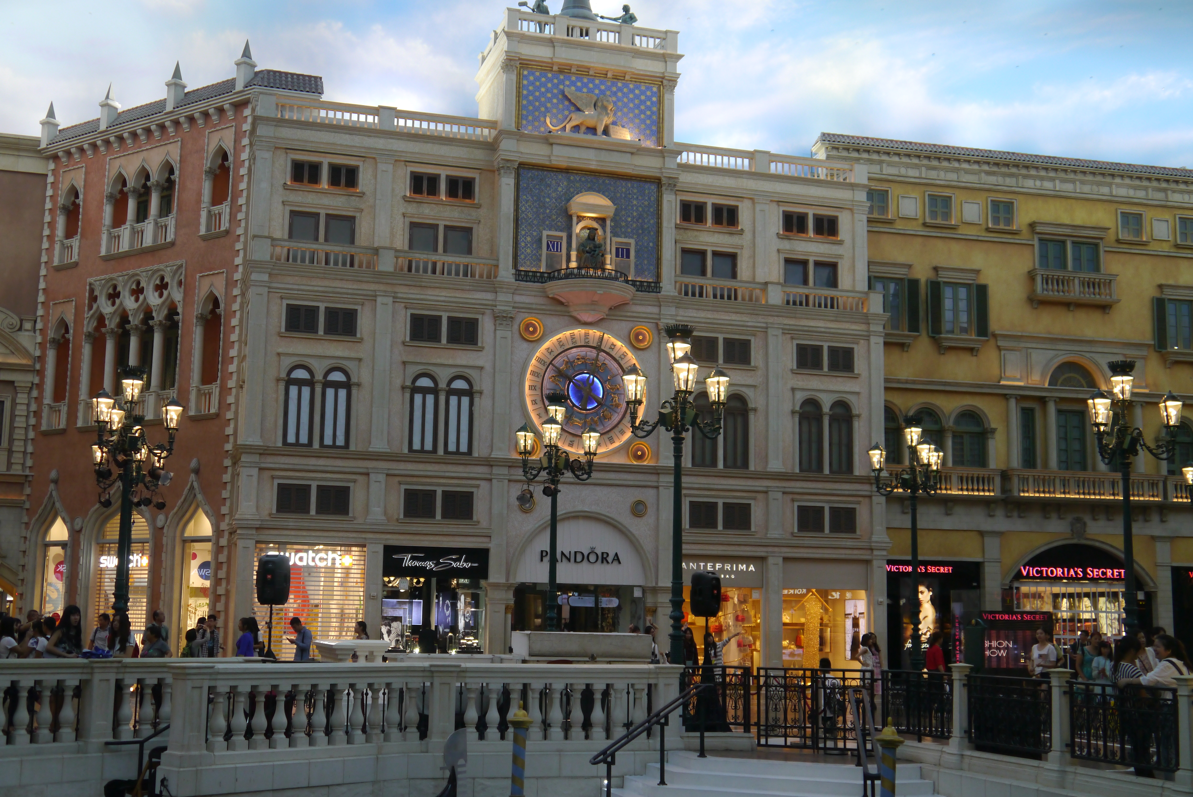 威尼斯人购物天堂